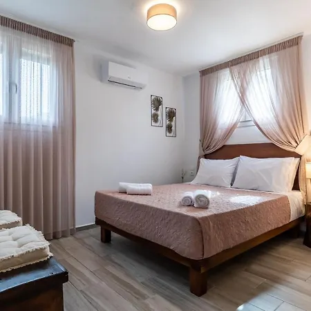 Folia Apartment Skopelos Town