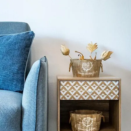 Folia Apartment